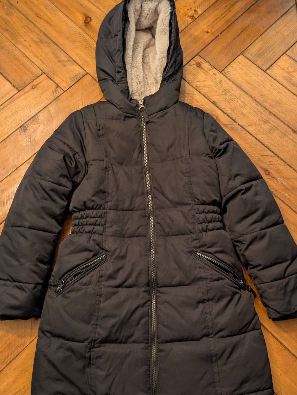 Youth Lands' End Black Hooded Puffer Coat with Faux Fur Lining - Size M (5-6)